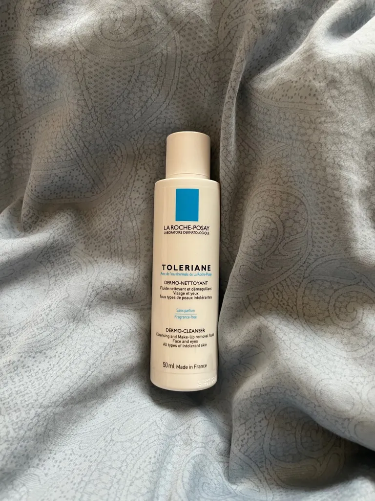 La Roche Posay Tolerating Cleanser photo 1