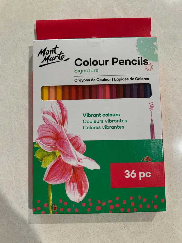 Pencil Crayons photo 1