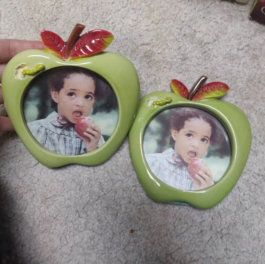 Apple Photo Frame photo 1