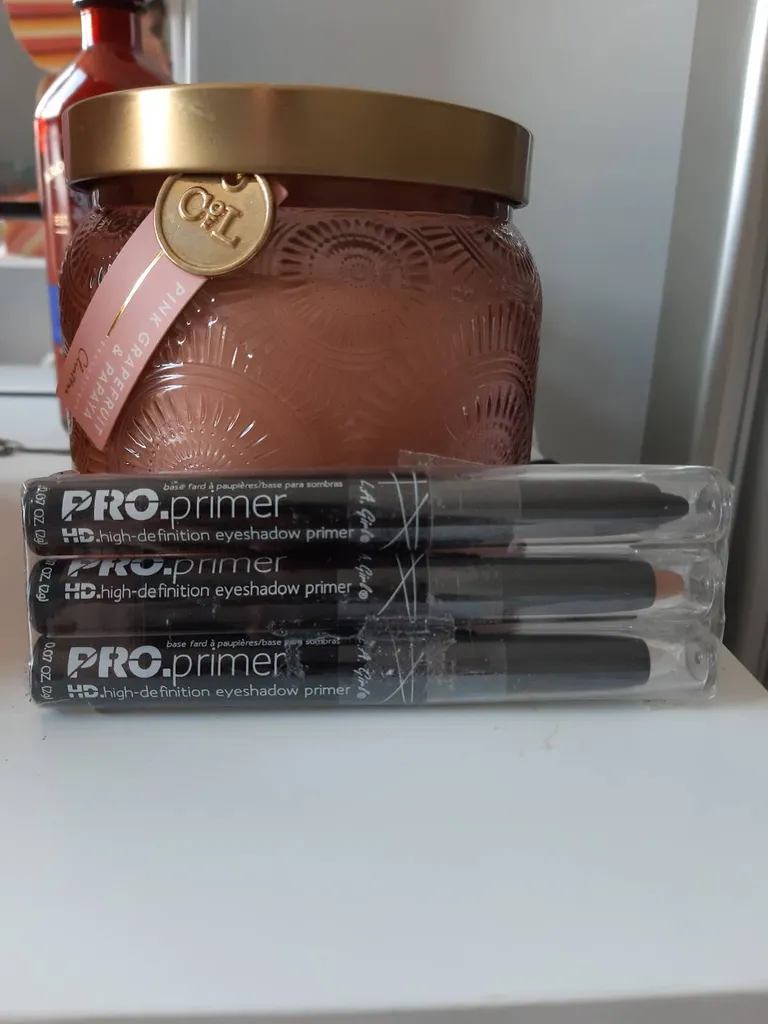 BNIP LA GIRL Pro High Definition Eyeshadow Primer Set photo 1