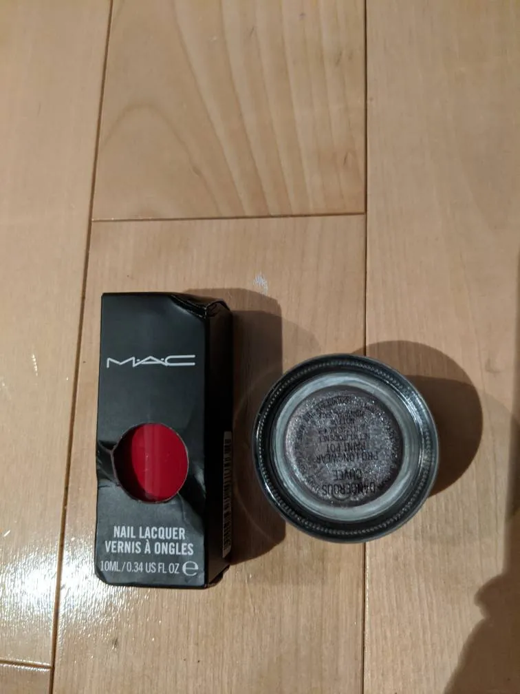 MAC Nail Lacquer And Pro Longwear Paint Pot photo 1
