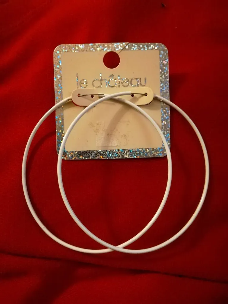 Le Chateau- Hoop Earrings photo 1