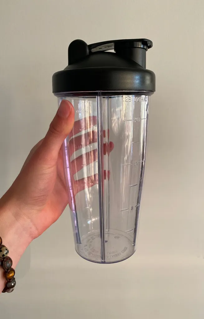 To Go Cups/Protein Shakers photo 1
