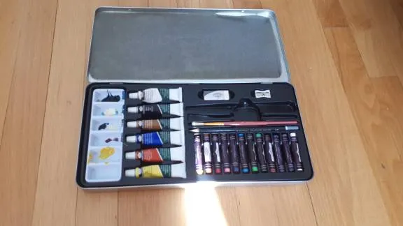Art Supply Kit photo 1