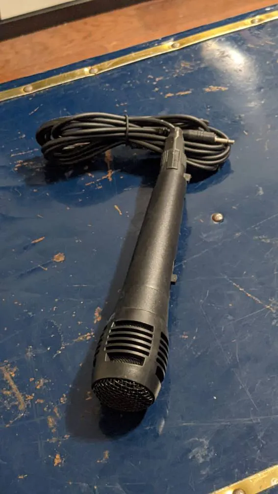 Microphone photo 1