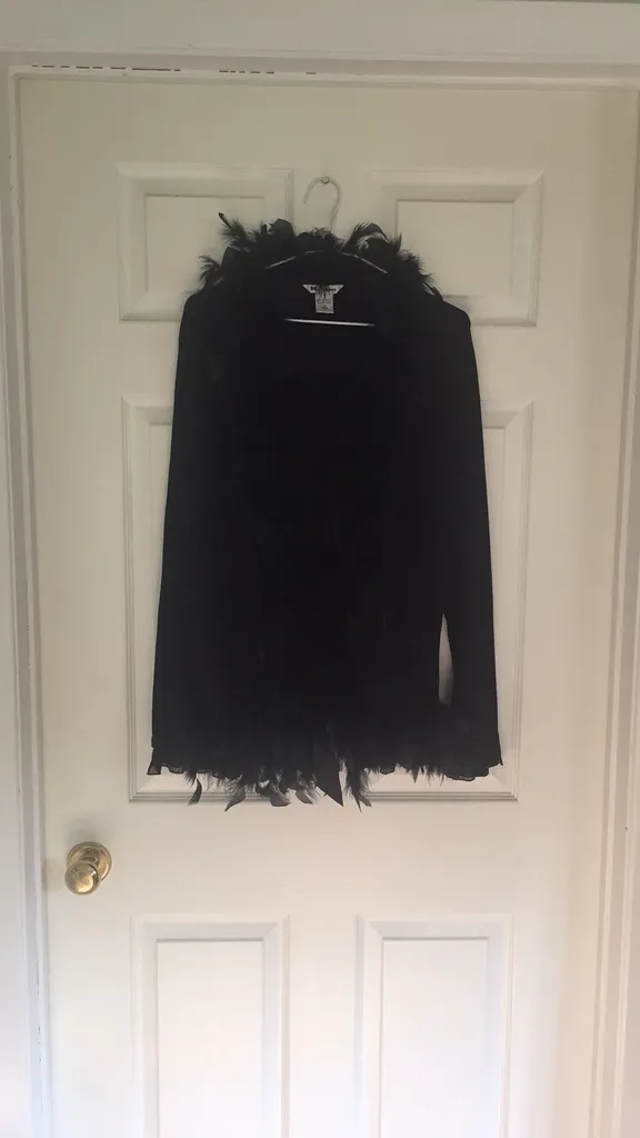 Feminine Trow Over Or Blouse photo 1