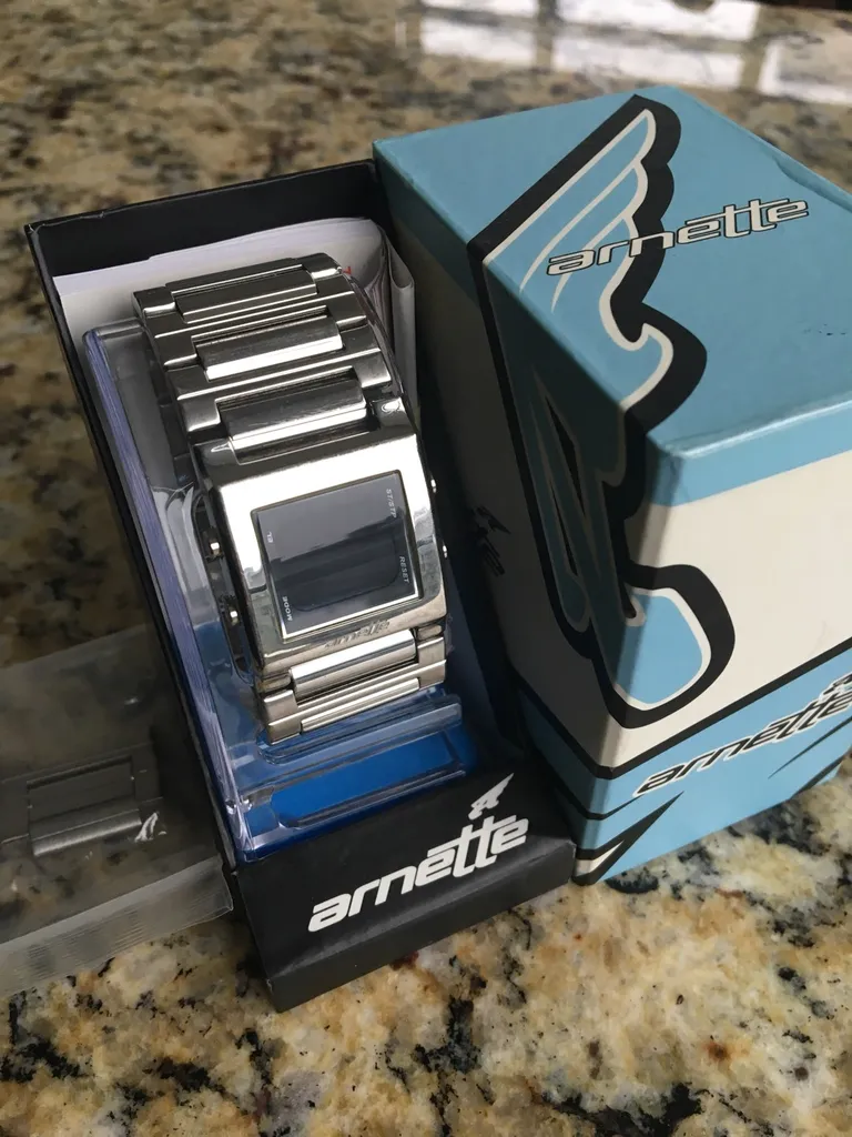 Arnette Digital Watch photo 1