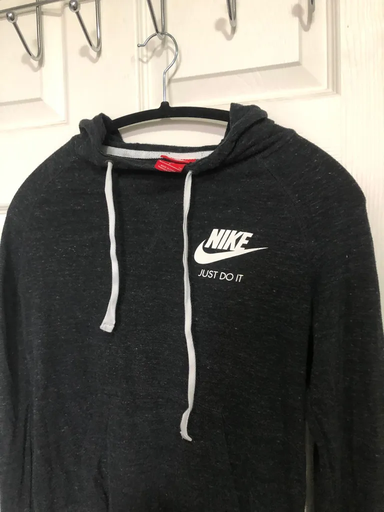 Nike Long Sleeve Size Small photo 1