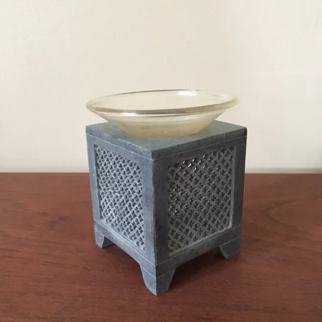 Aromatherapy Essential Oil Burner photo 1