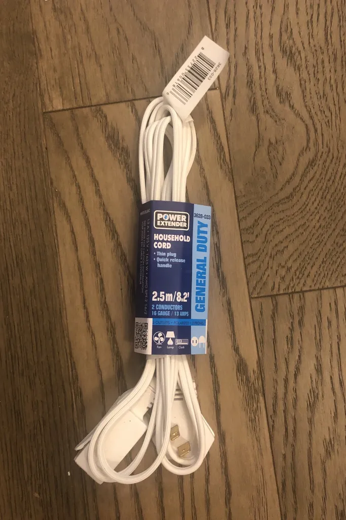 2.5m New Extension Cord photo 1