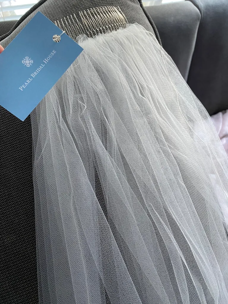 Wedding Veil 8ft, New photo 1