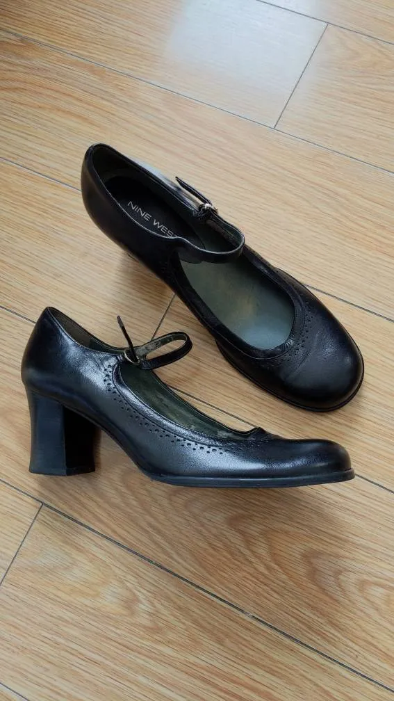 Nine West Vintage Mary Jane Heels Size 7 photo 1