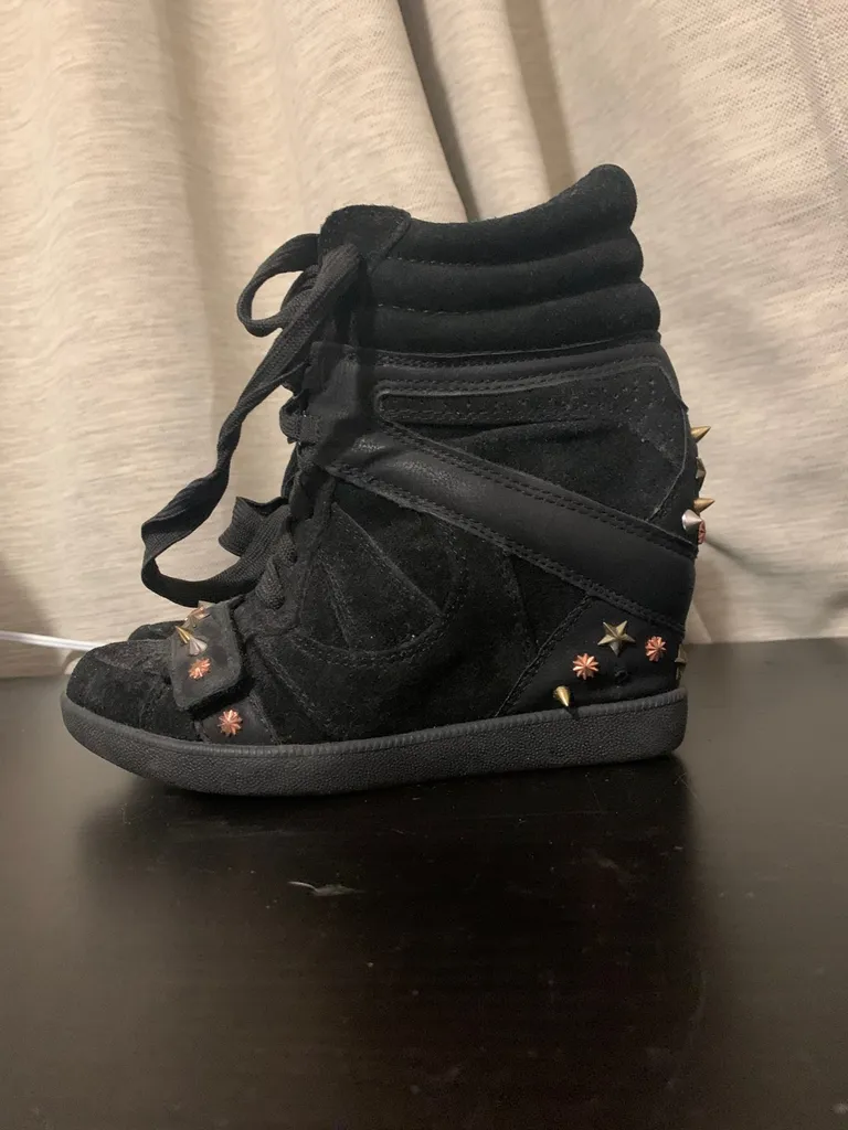 Free Rachel Roy Studded Sneaker Wedge Sz 6 photo 1