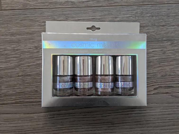 🚫New Metallic Nail Polishes photo 1