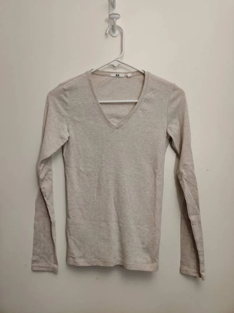 Uniqlo Shirt photo 1