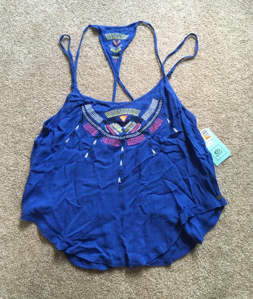 BNWT Ripcurl Top photo 1