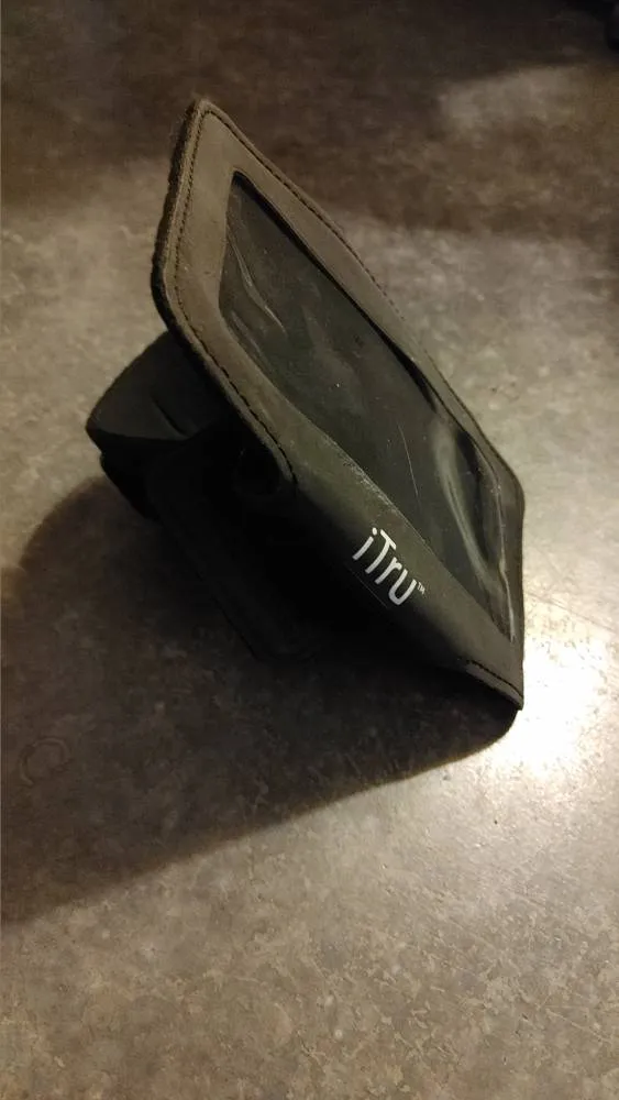 ITru Adjustable Phone Armband photo 1