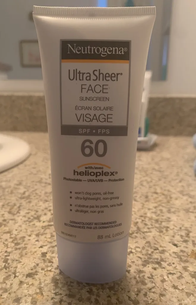 SPF 60 Face Sunscreen photo 1