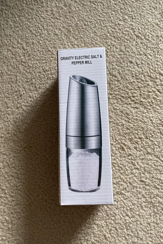BNIB Gravity Electric Salt & Pepper Mill photo 1