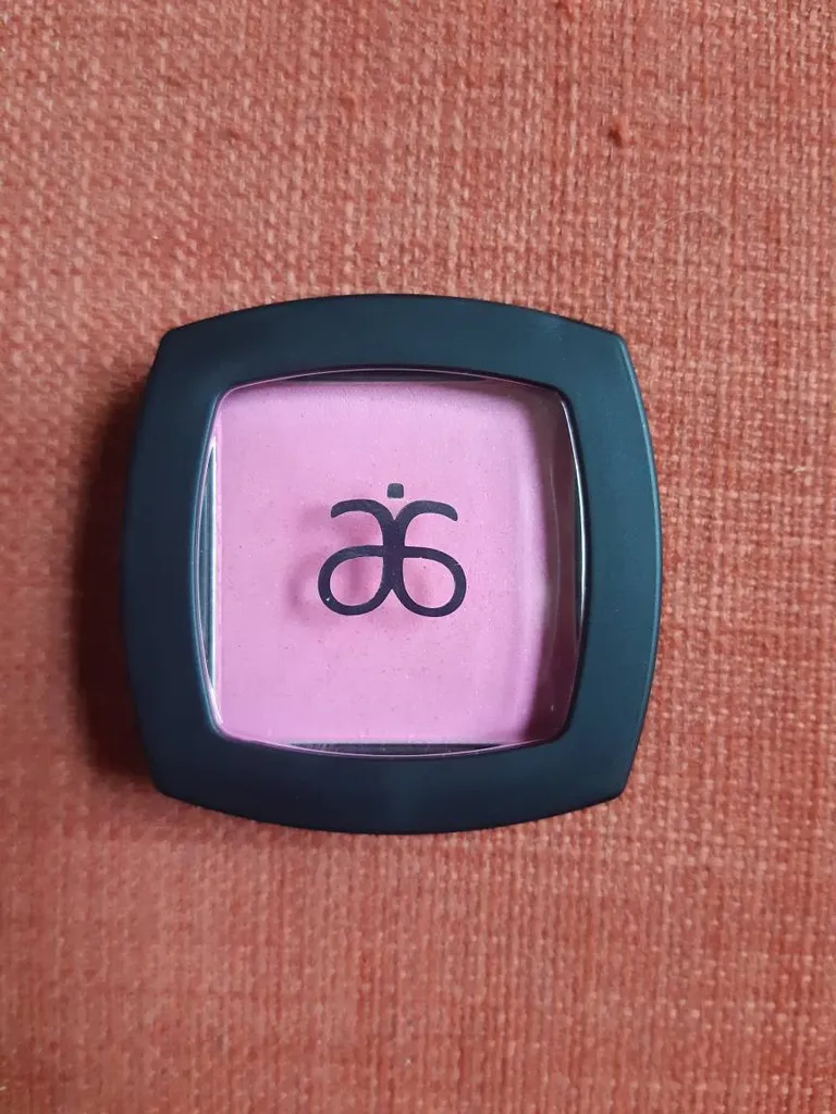Arbonne Blush photo 1