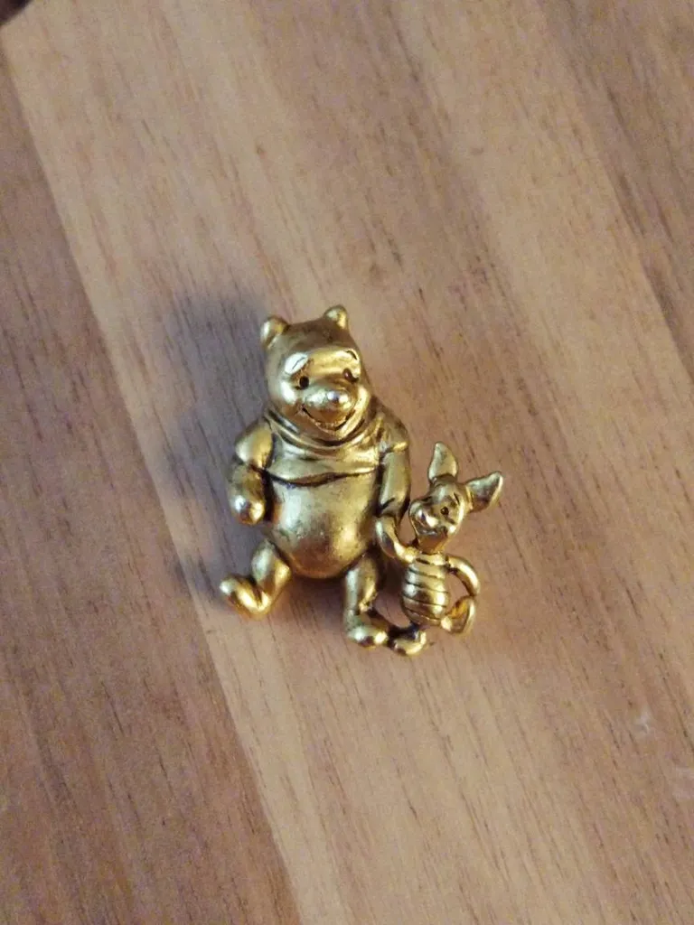 Cute Pooh And Piglet Pin! photo 1