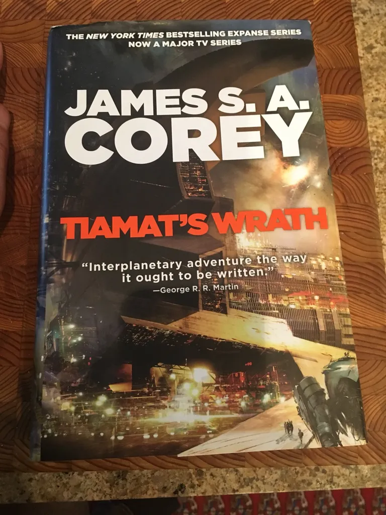 Expanse Book #8 Tiamat’s Wrath photo 1