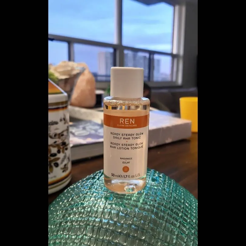 Ren Ready Steady Glow Daily AHA Tonic photo 1