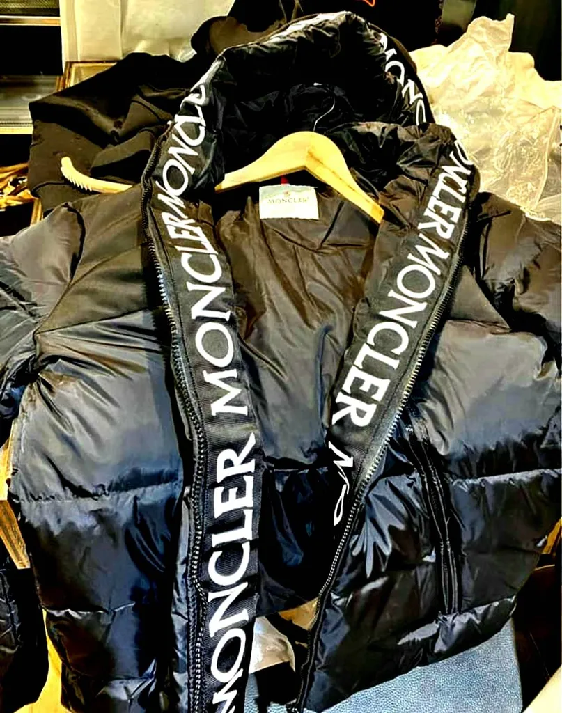 Montclair JACKET
MENS LARGE photo 1