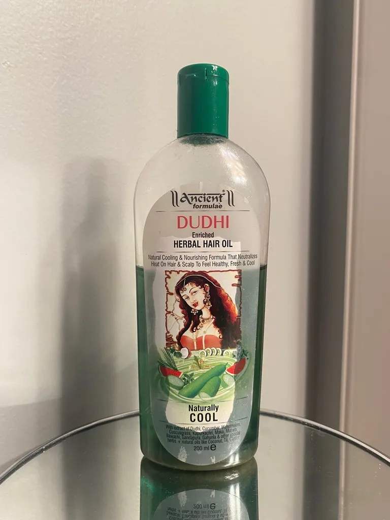 Dudhi Herbal Hair Oil photo 1