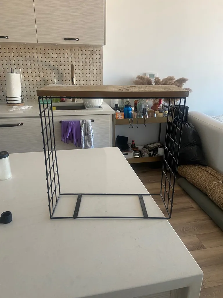 Wooden Shelf photo 1