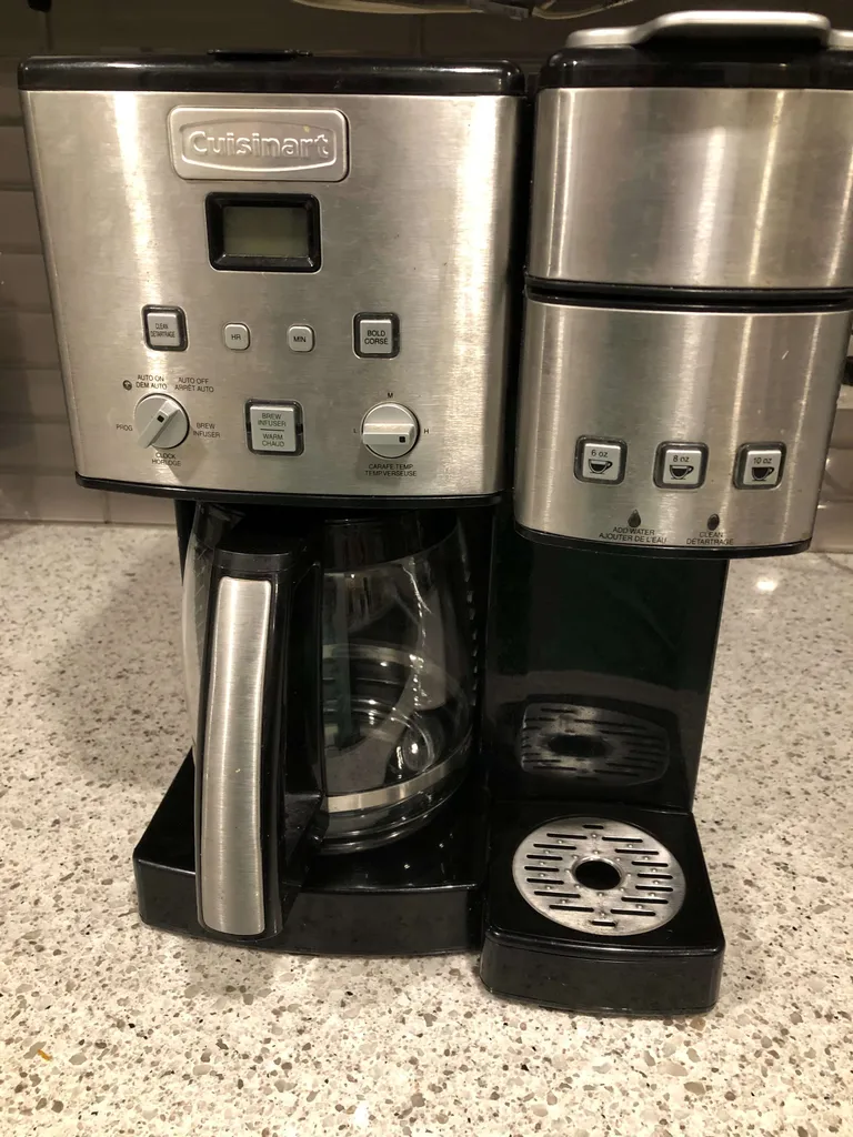 Cuinsinart 12-cup and single-serve Coffee Centre coffee maker photo 1