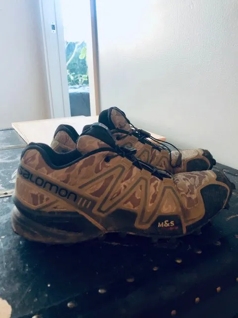 Salomon trail runners, men's size 8 photo 1