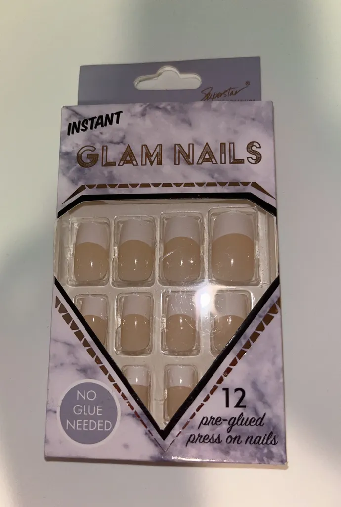 FREE Pre-glued Press On Nails photo 1