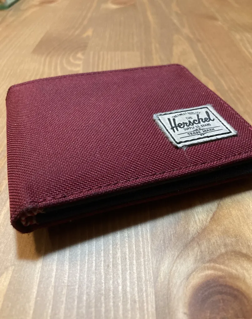 Herschel Wallet For trade photo 1