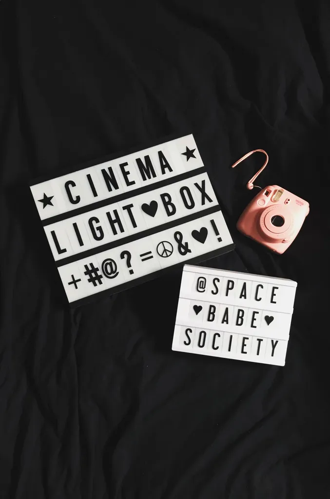 Cinema light box photo 1