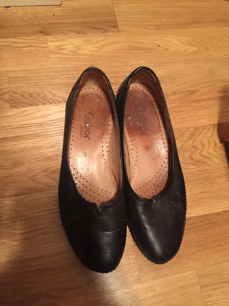 Leather Shoes photo 1