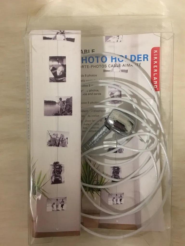 Cable photo holder photo 1