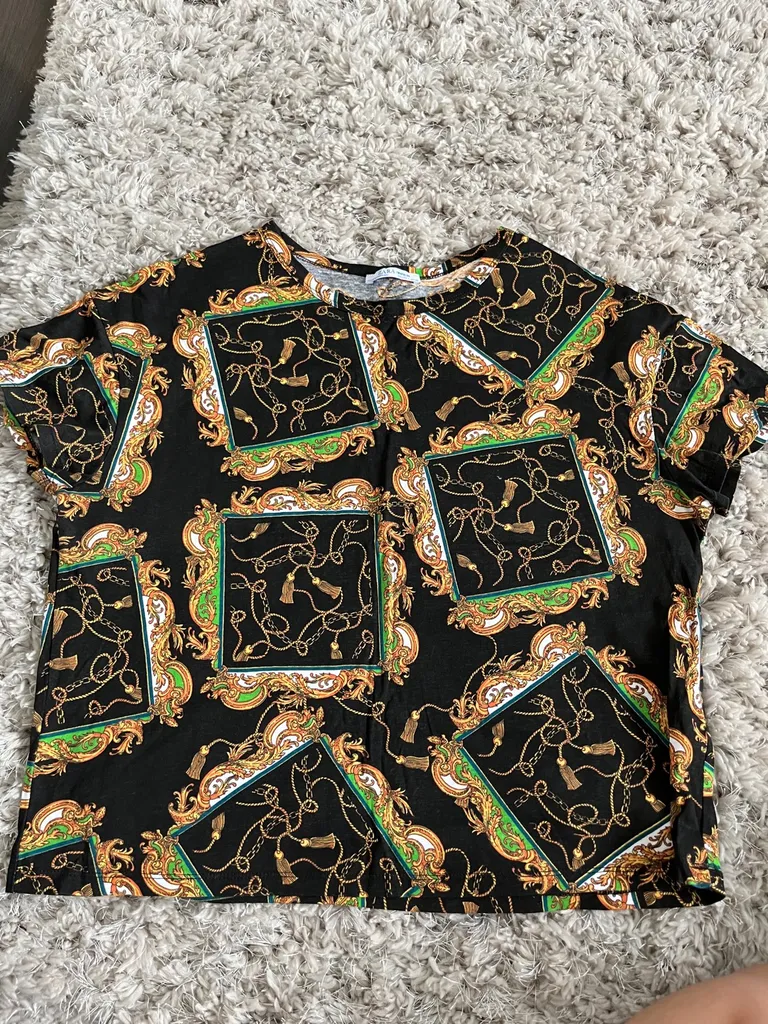 New T-shirt - Zara (M) photo 1