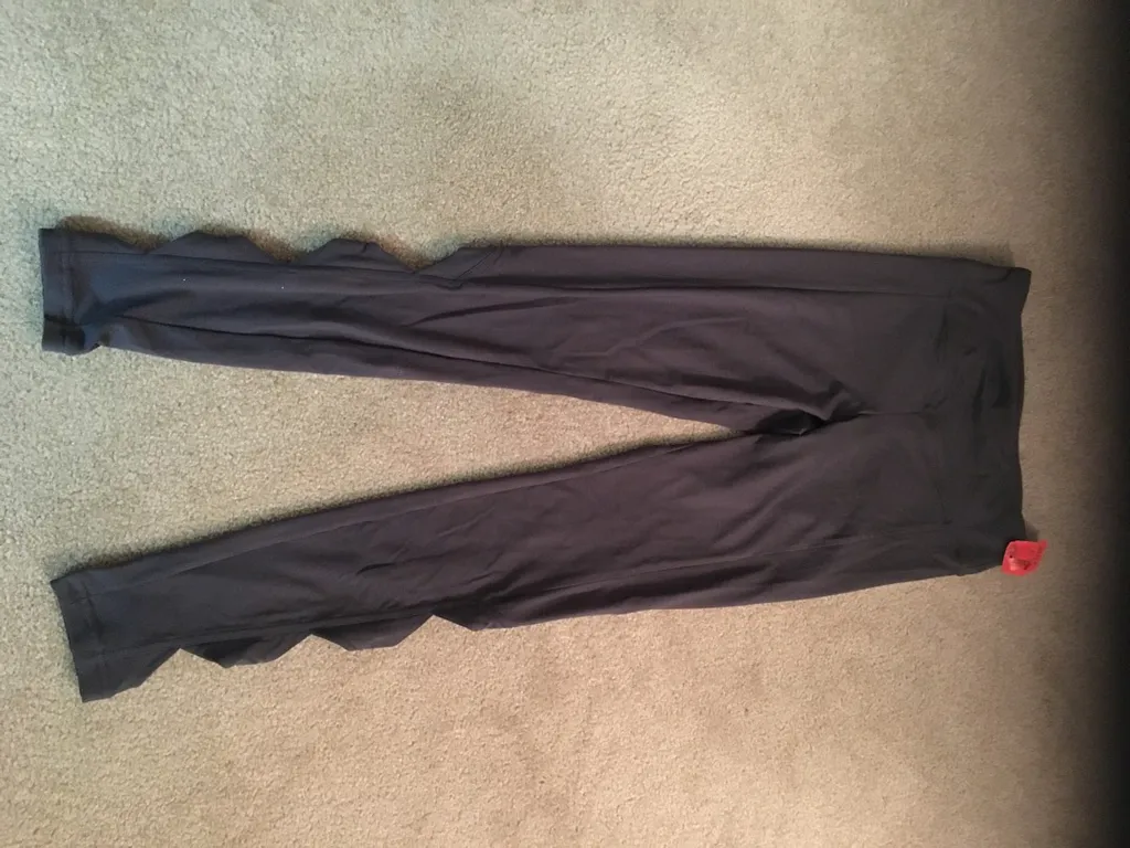 Leggings With Cute Cutoffs photo 1