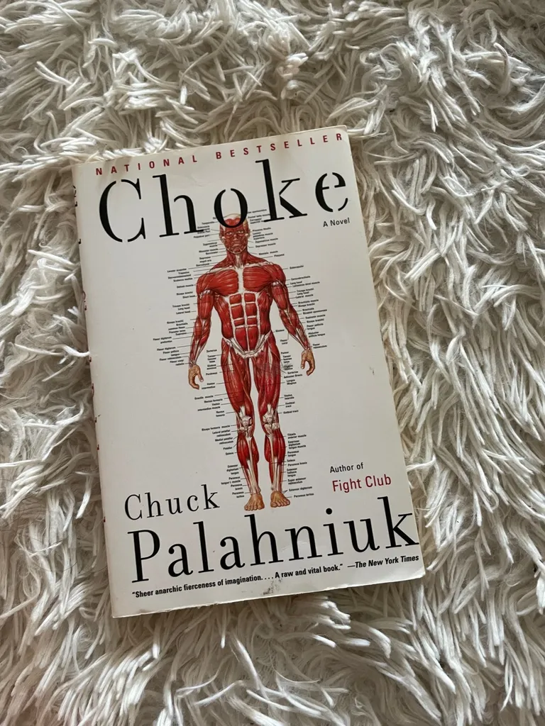 Check Palahniuk Books photo 1