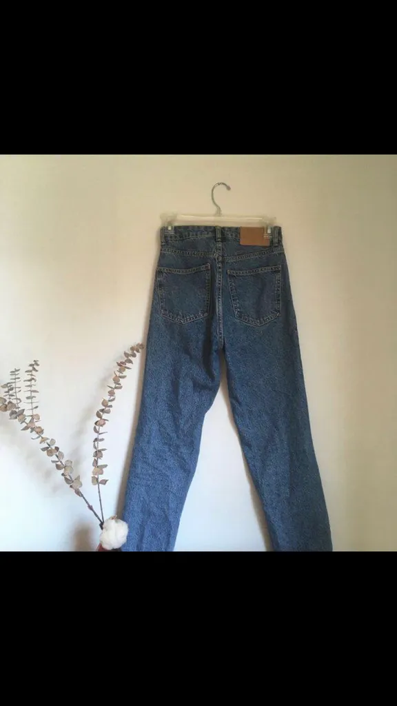 Zara Mom Jeans photo 1