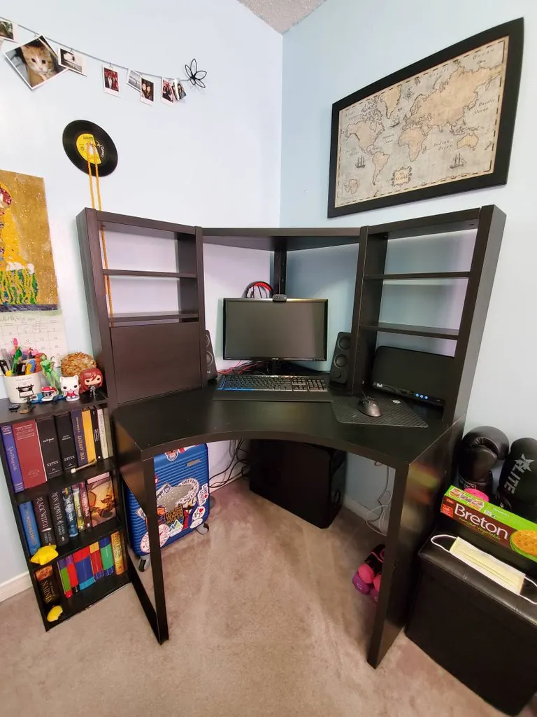 Free Ikea Computer Desk photo 1