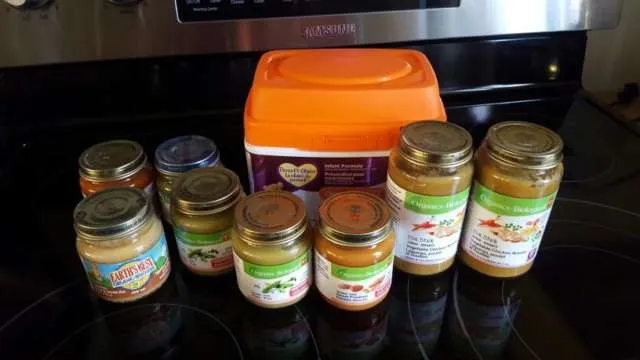 Baby food and formula photo 1