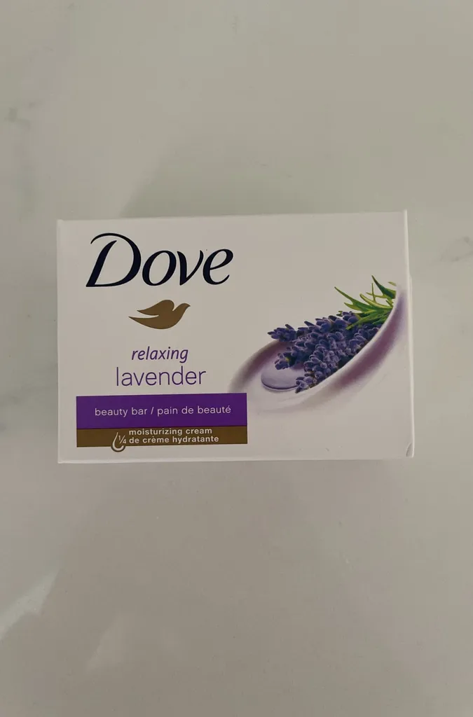 BNIP Dove Moisturizing Cream photo 1