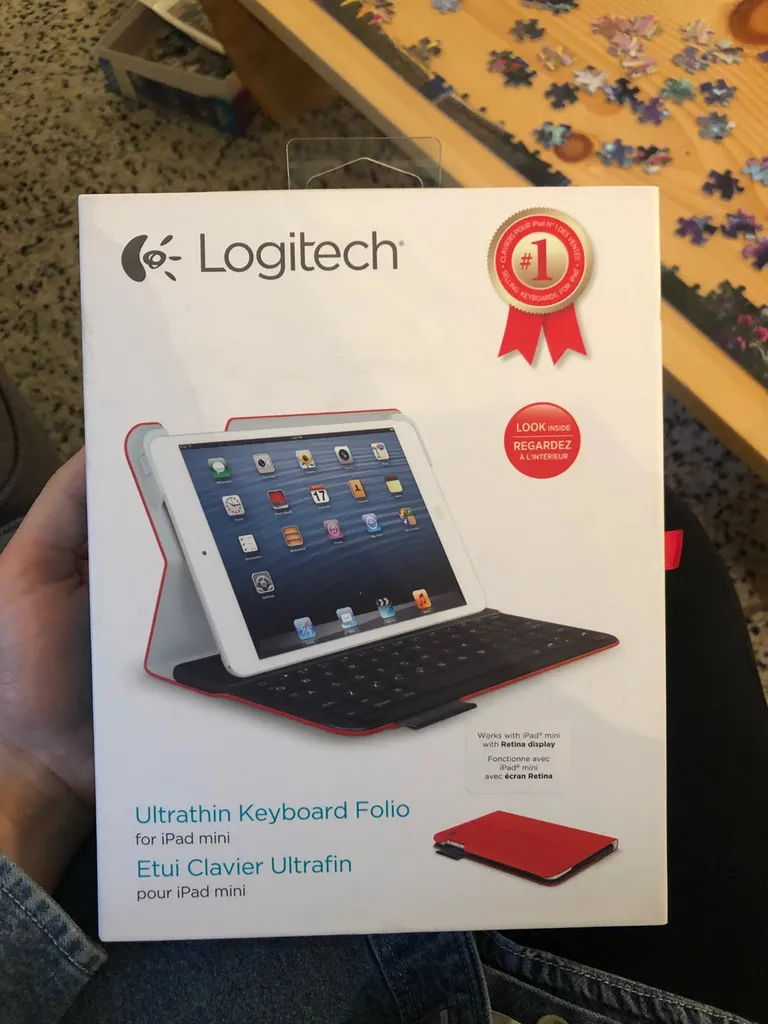 iPad Keyboard photo 1