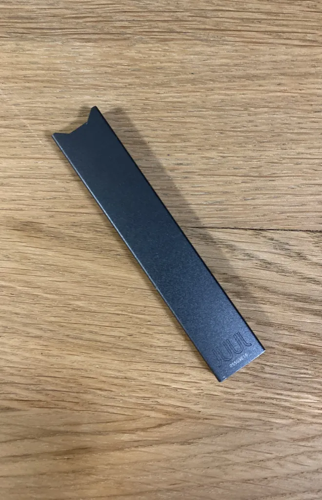 Juul Base photo 1