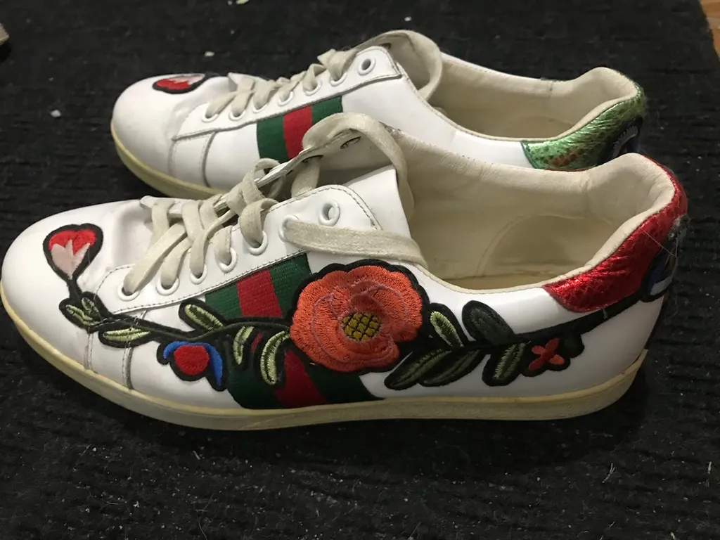 Gucci Shoes photo 1