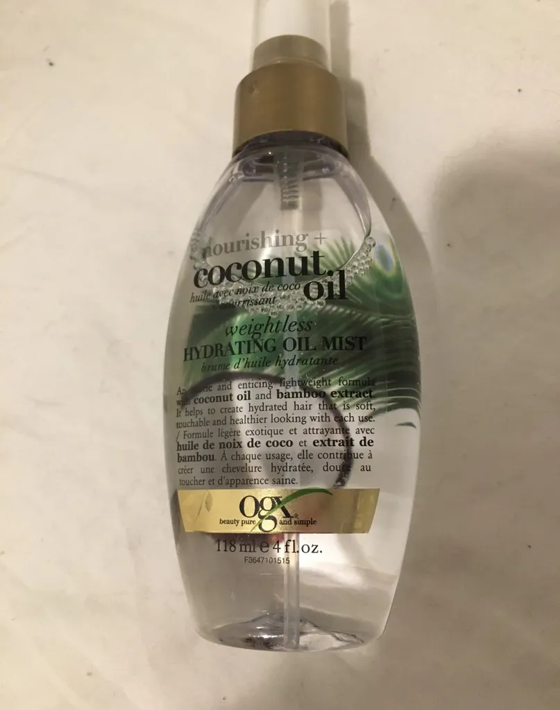 Coconut Oil Hair Protecting Spray photo 1