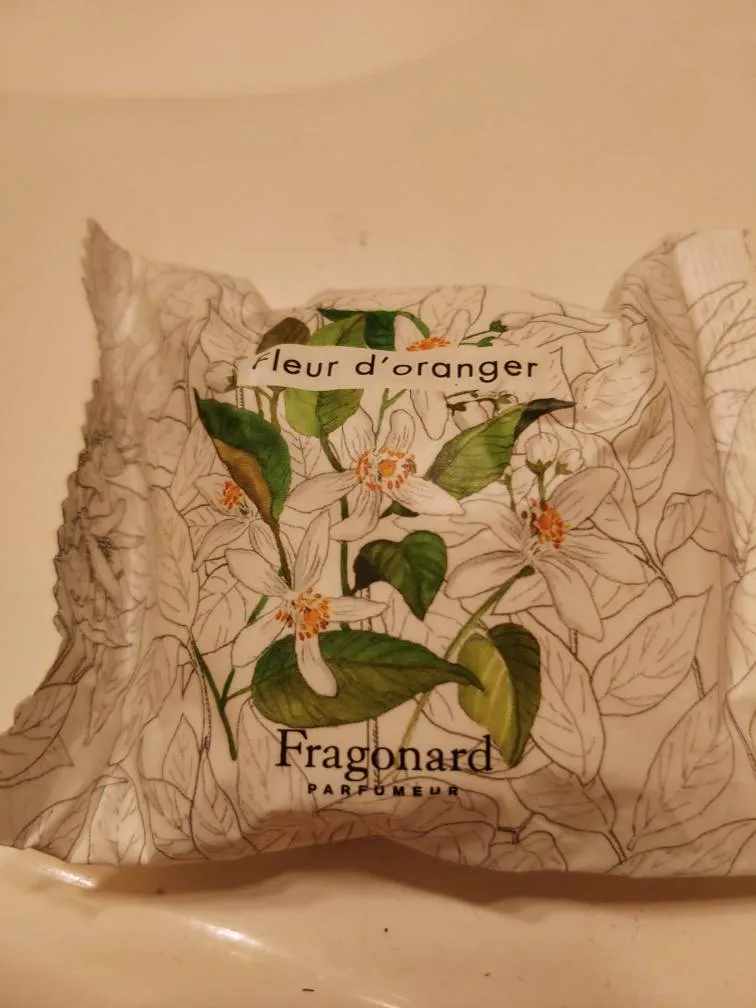 Small Travel Hand/body Soap photo 1