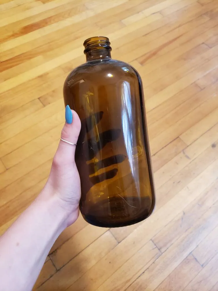 1 Litre growlers photo 1
